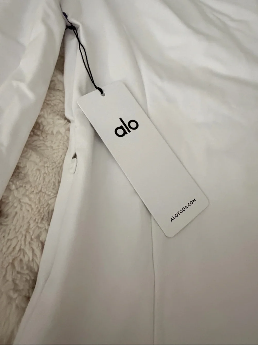 NWT* Alo Yoga Alosoft 1/2 Zip Rapid Pullover White XS